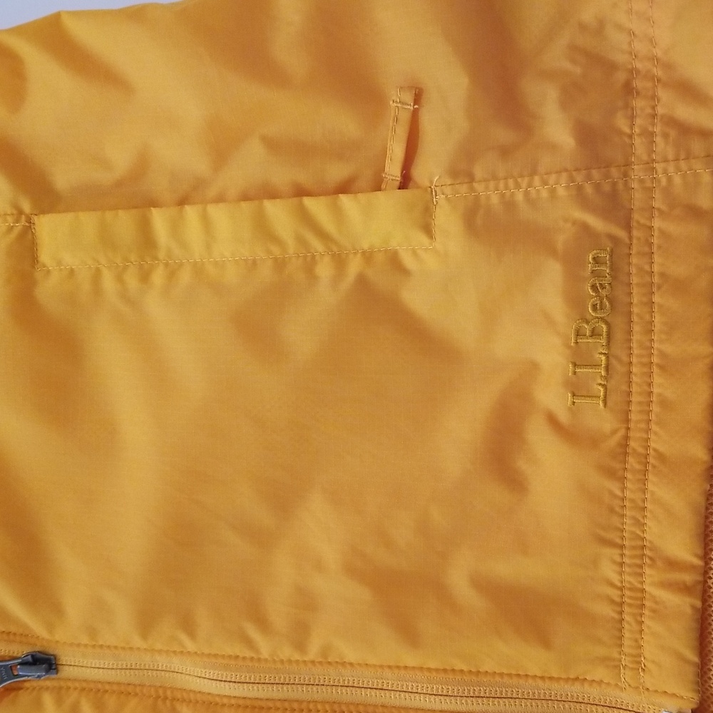 L. L. Bean Mesh Lined Trail Rain Jacket - image 5